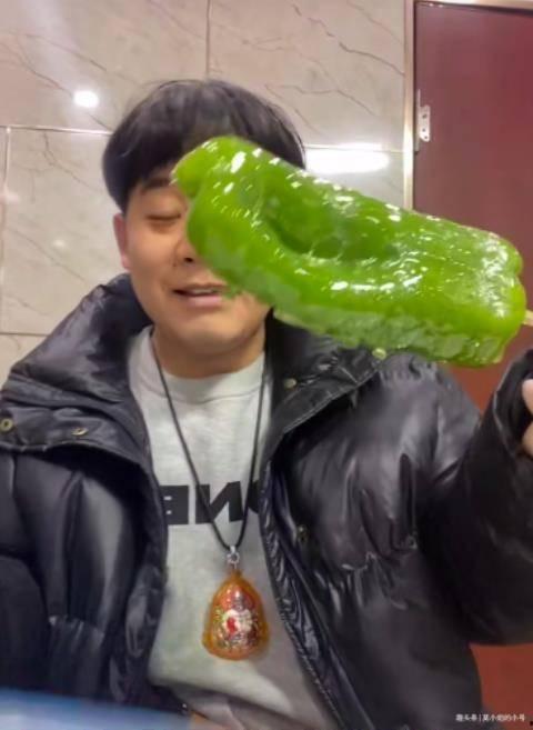 纽约网红吃瓜事件,一场社交媒体的全民围观